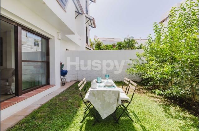 3 quarto Apartamento para venda em Estepona com piscina garagem - 385 000 € (Ref: 10149327)