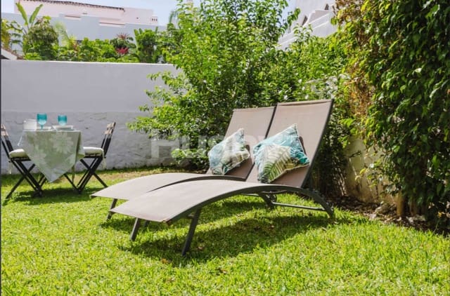 3 quarto Apartamento para venda em Estepona com piscina garagem - 385 000 € (Ref: 10149327)