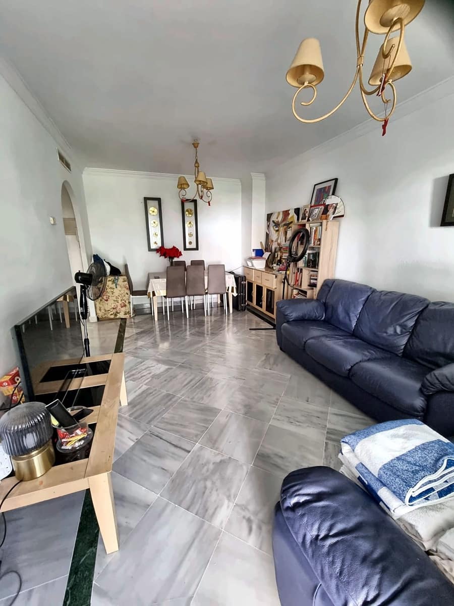 2 chambre Appartement à vendre à Nueva Andalucia avec piscine garage - 400 000 € (Ref: 10153989)