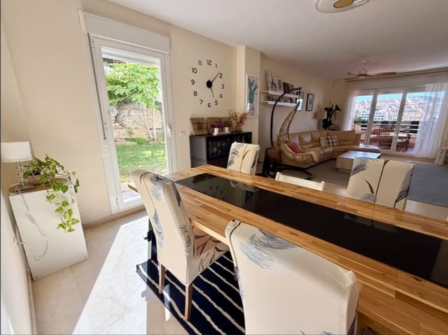 2 chambre Appartement à vendre à La Duquesa / Puerto de la Duquesa, Manilva avec garage - 350 000 € (Ref: 10153998)