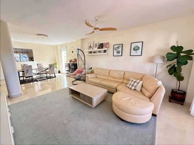 2 chambre Appartement à vendre à La Duquesa / Puerto de la Duquesa, Manilva avec garage - 350 000 € (Ref: 10153998)