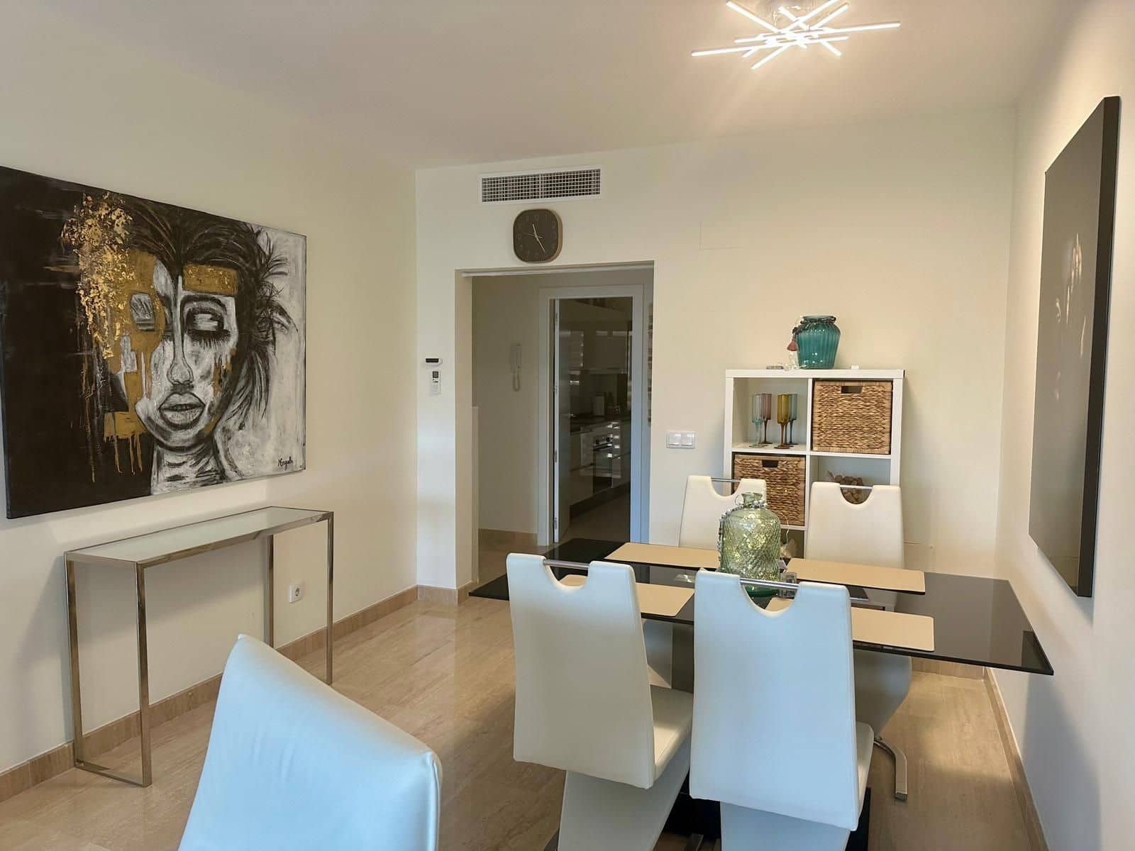 2 soverom Penthouse til salgs i Estepona med svømmebasseng garasje - € 329 000 (Ref: 10154049)