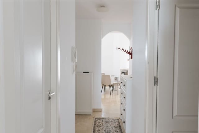 4 sypialnia Penthouse na sprzedaż w Manilva z basenem garażem - 450 000 € (Ref: 10158517)