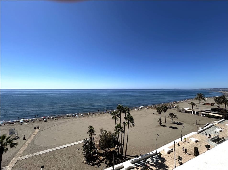 Apartamento de 1 habitación en Estepona en alquiler - 1.300 € (Ref: 10158524)
