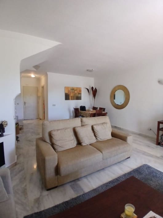 3 bedroom Townhouse for rent in Estepona with pool - € 2,500 (Ref: 10158526)