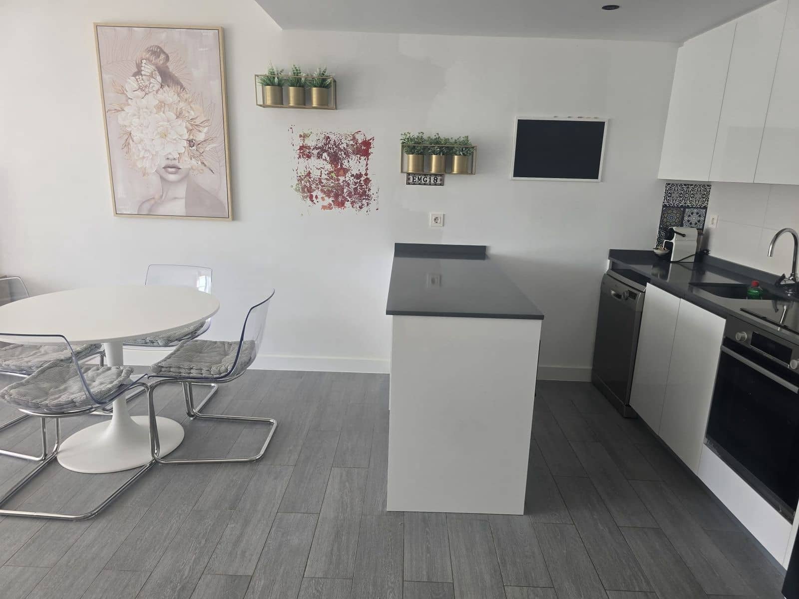 2 bedroom Apartment for sale in El Faro with pool garage - € 430,000 (Ref: 10159653)