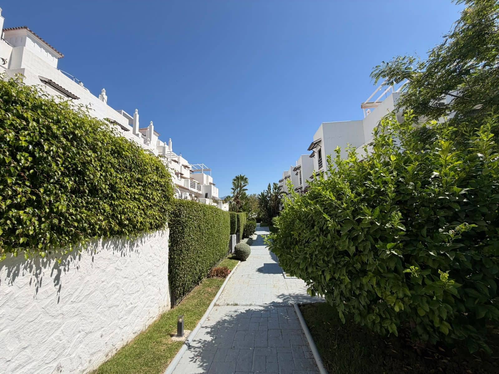 2 chambre Appartement à vendre à New Golden Mile avec piscine garage - 375 000 € (Ref: 10159656)