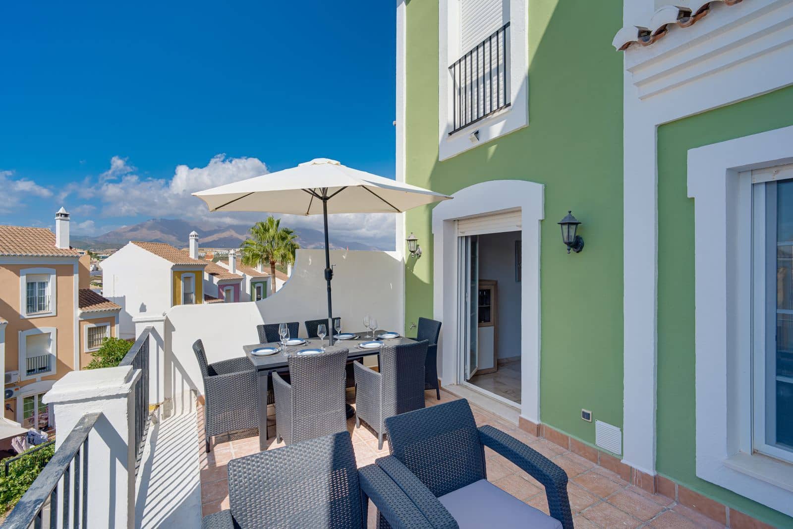 3 bedroom Townhouse for sale in Casares with pool garage - € 295,000 (Ref: 10159662)