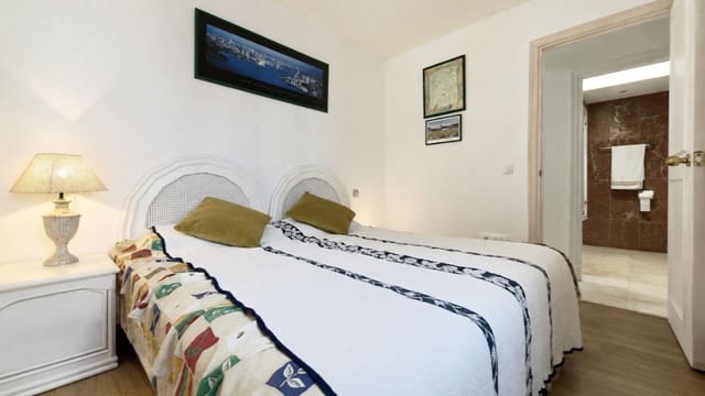 3 soveværelse Lejlighed til leje i Estepona med swimmingpool - € 2.800 (Ref: 10161941)