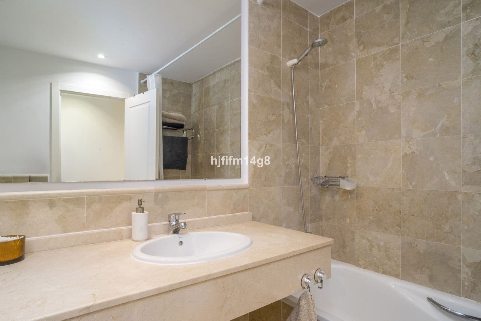 2 bedroom Apartment for sale in Almeria city with pool garage - € 495,000 (Ref: 10162464)