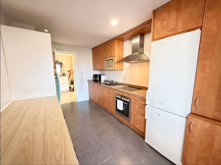 2 soveværelse Lejlighed til salg i La Duquesa / Puerto de la Duquesa med garage - € 350.000 (Ref: 10162478)