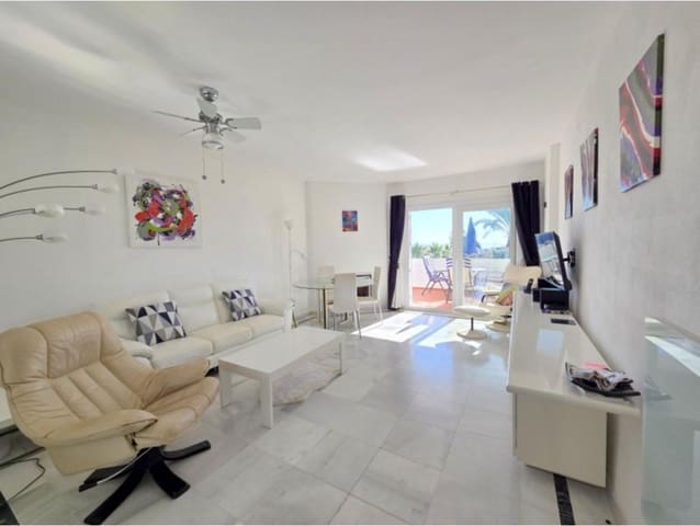 3 quarto Apartamento para venda em La Duquesa / Puerto de la Duquesa, Manilva com piscina - 315 000 € (Ref: 10162481)