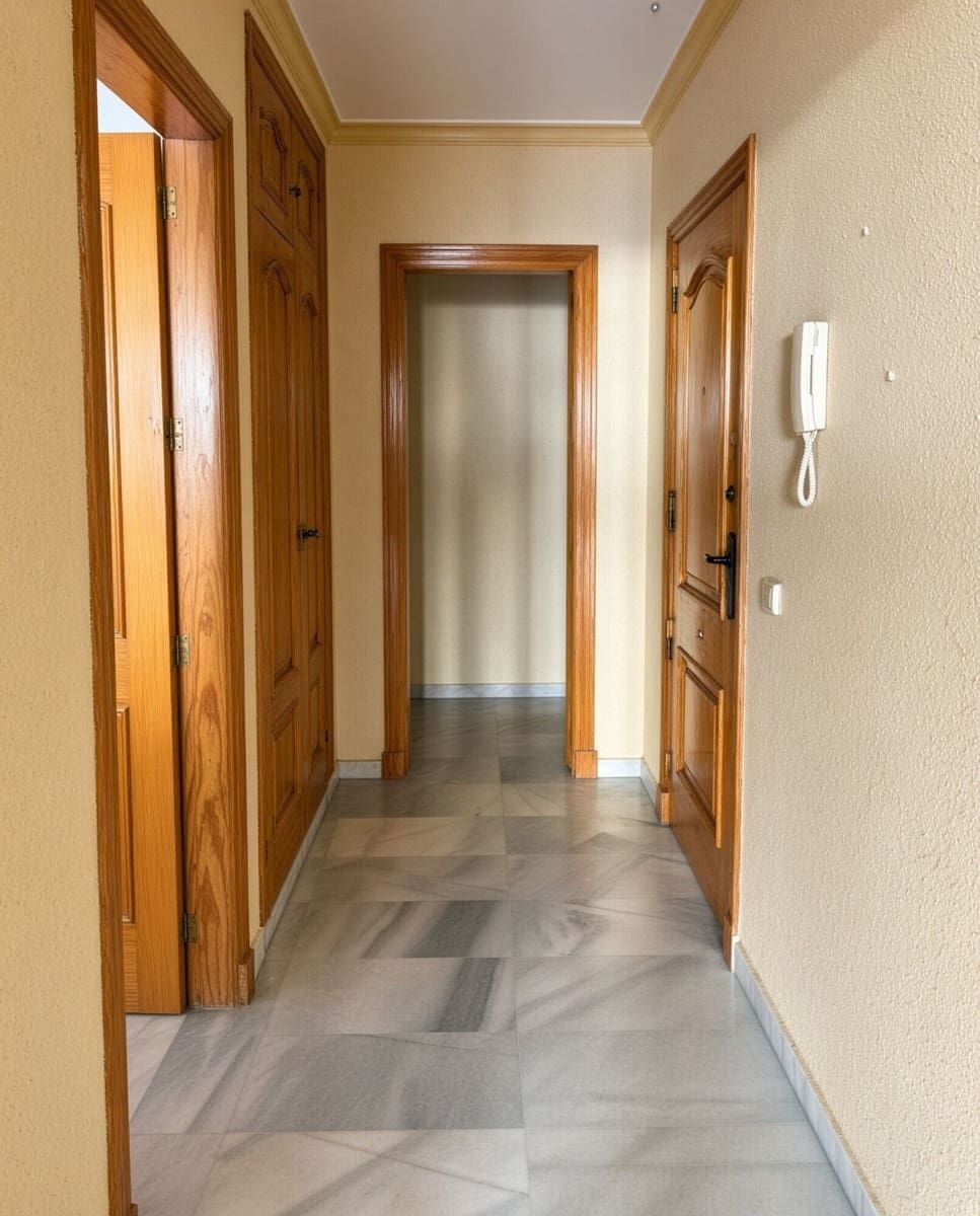 3 soveværelse Lejlighed til salg i Bel-Air med swimmingpool - € 255.000 (Ref: 10163374)