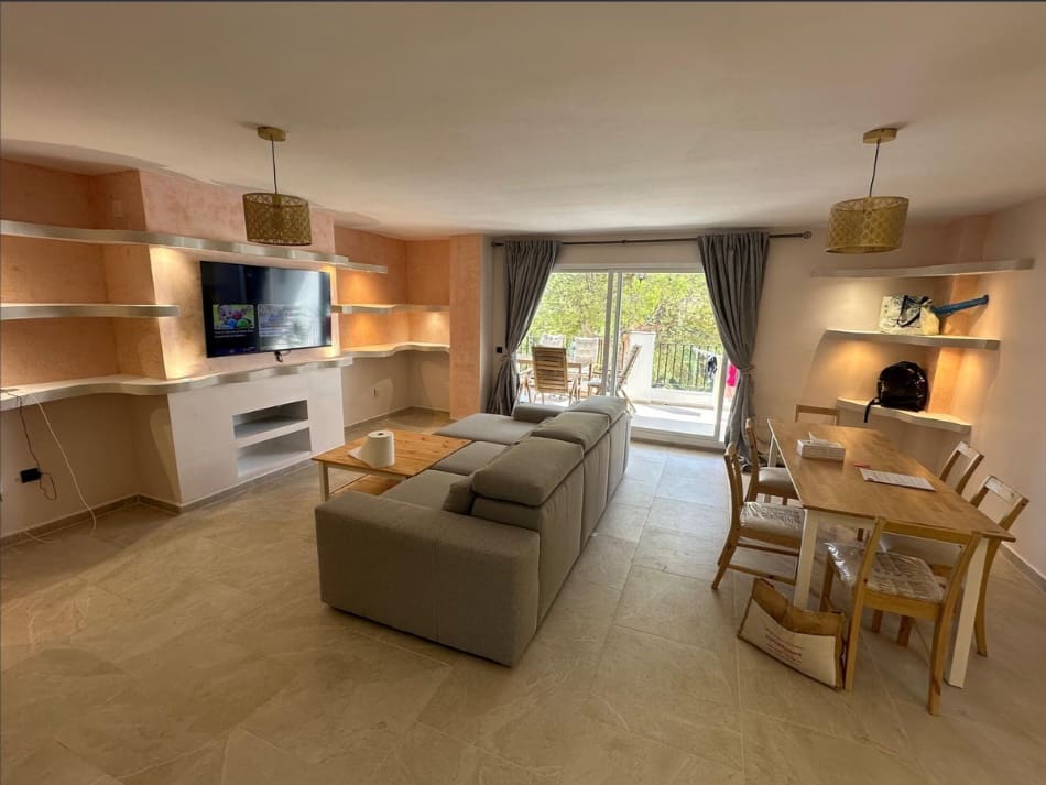 2 sypialnia Apartament do wynajęcia w Estepona z basenem garażem - 2 000 € (Ref: 10164925)