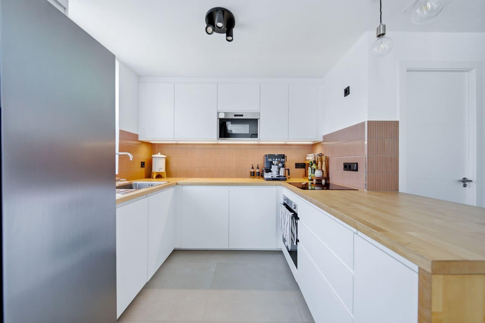 2 soveværelse Byhus til salg i Puerto de la Torre med swimmingpool garage - € 367.000 (Ref: 10166642)