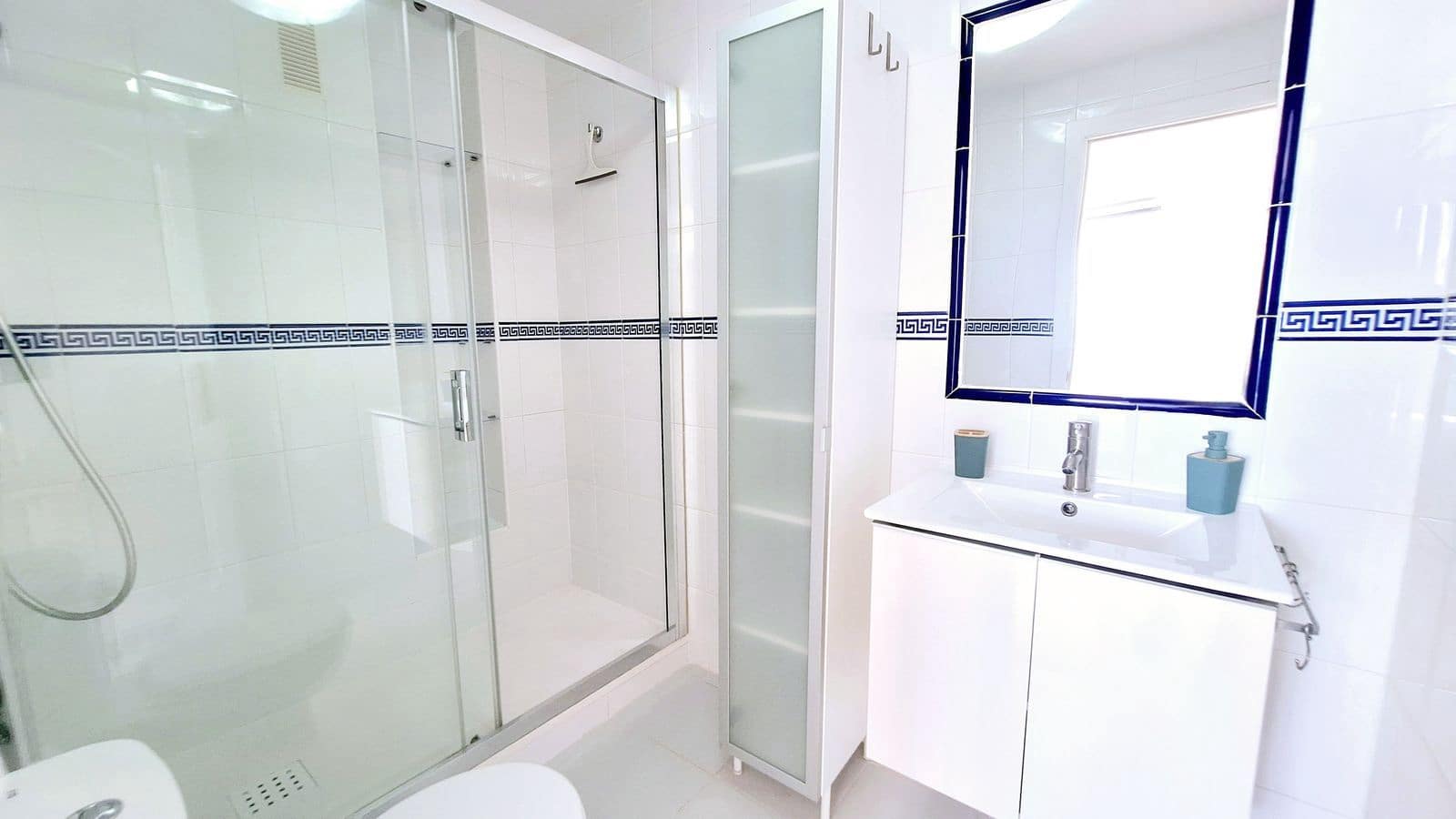2 slaapkamer Penthouse te koop in Casares met zwembad garage - € 265.000 (Ref: 10166694)
