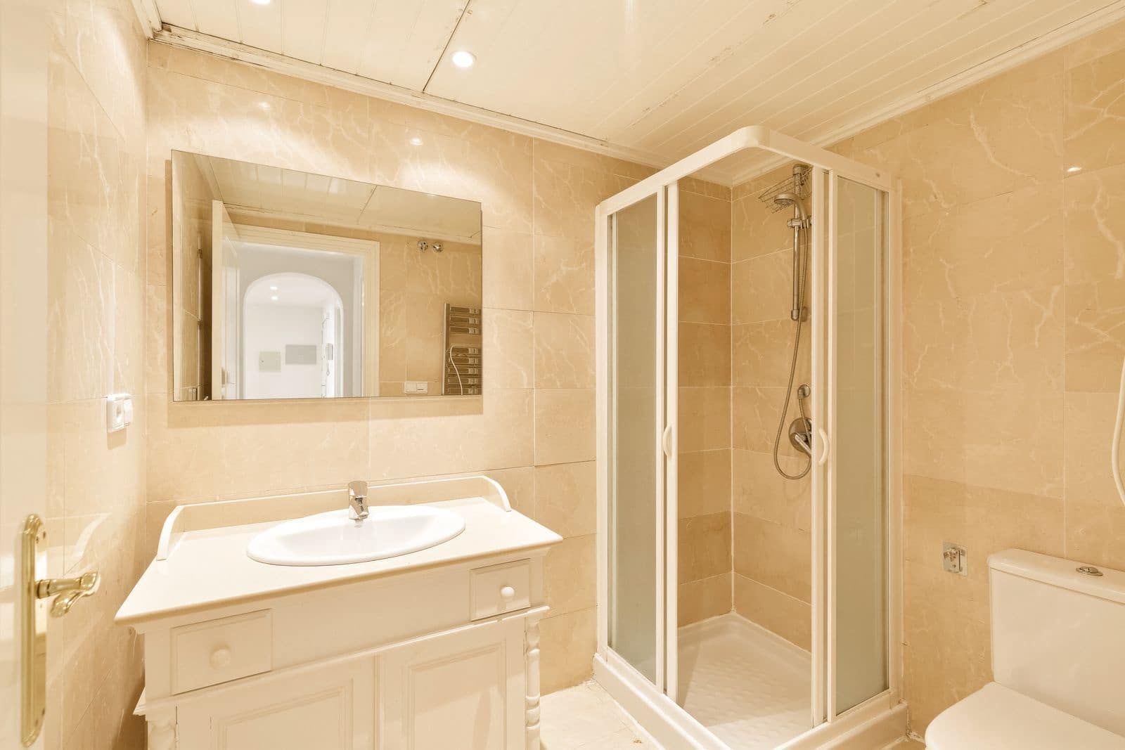 2 sypialnia Apartament na sprzedaż w Benahavis z basenem garażem - 450 000 € (Ref: 10167262)