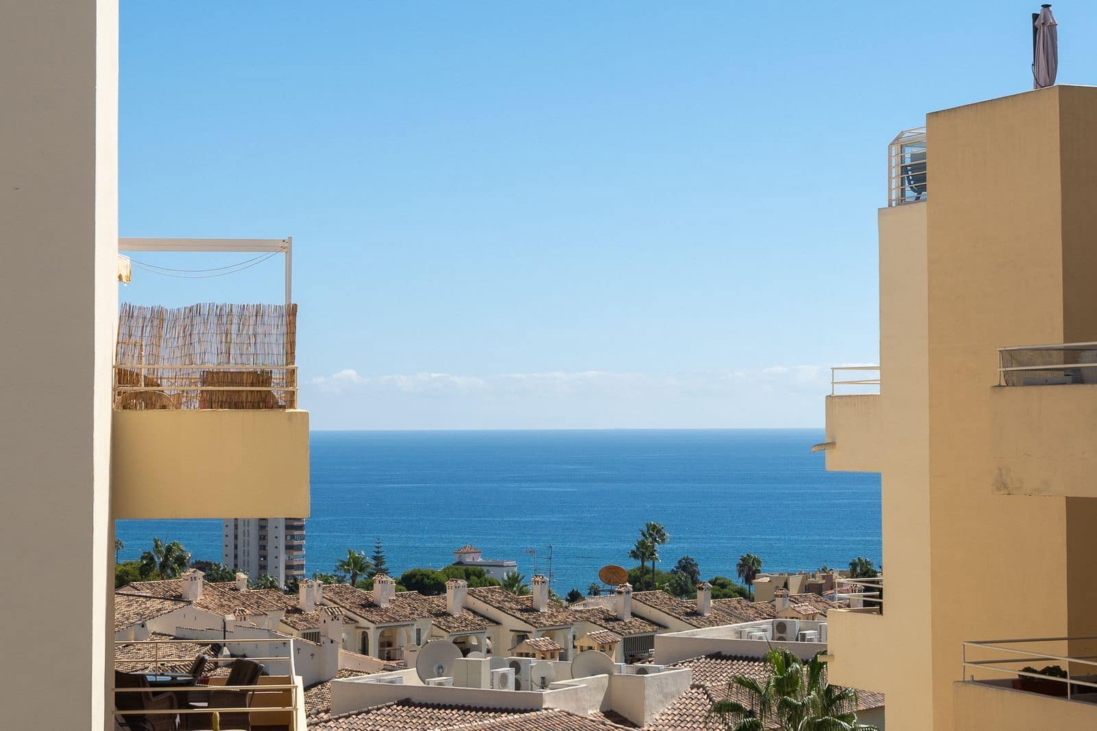 3 bedroom Apartment for sale in Riviera del Sol with pool garage - € 425,000 (Ref: 10167348)