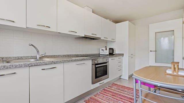 2 makuuhuone Huoneisto myytävänä paikassa La Duquesa / Puerto de la Duquesa, Manilva mukana uima-altaan 
autotalli - 315 000 € (Ref: 10172211)