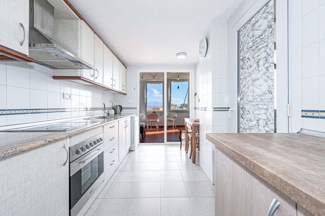 3 bedroom Apartment for sale in Estepona with pool garage - € 385,000 (Ref: 10173782)