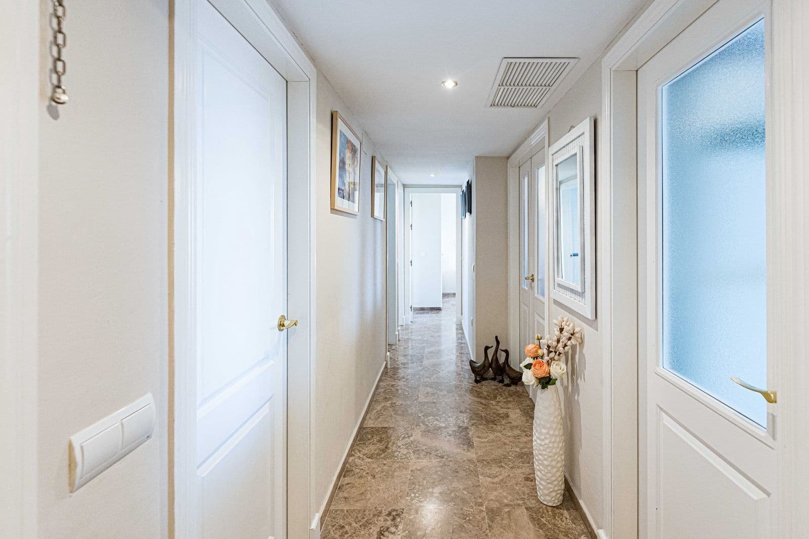 3 bedroom Apartment for sale in Estepona with pool garage - € 385,000 (Ref: 10173782)