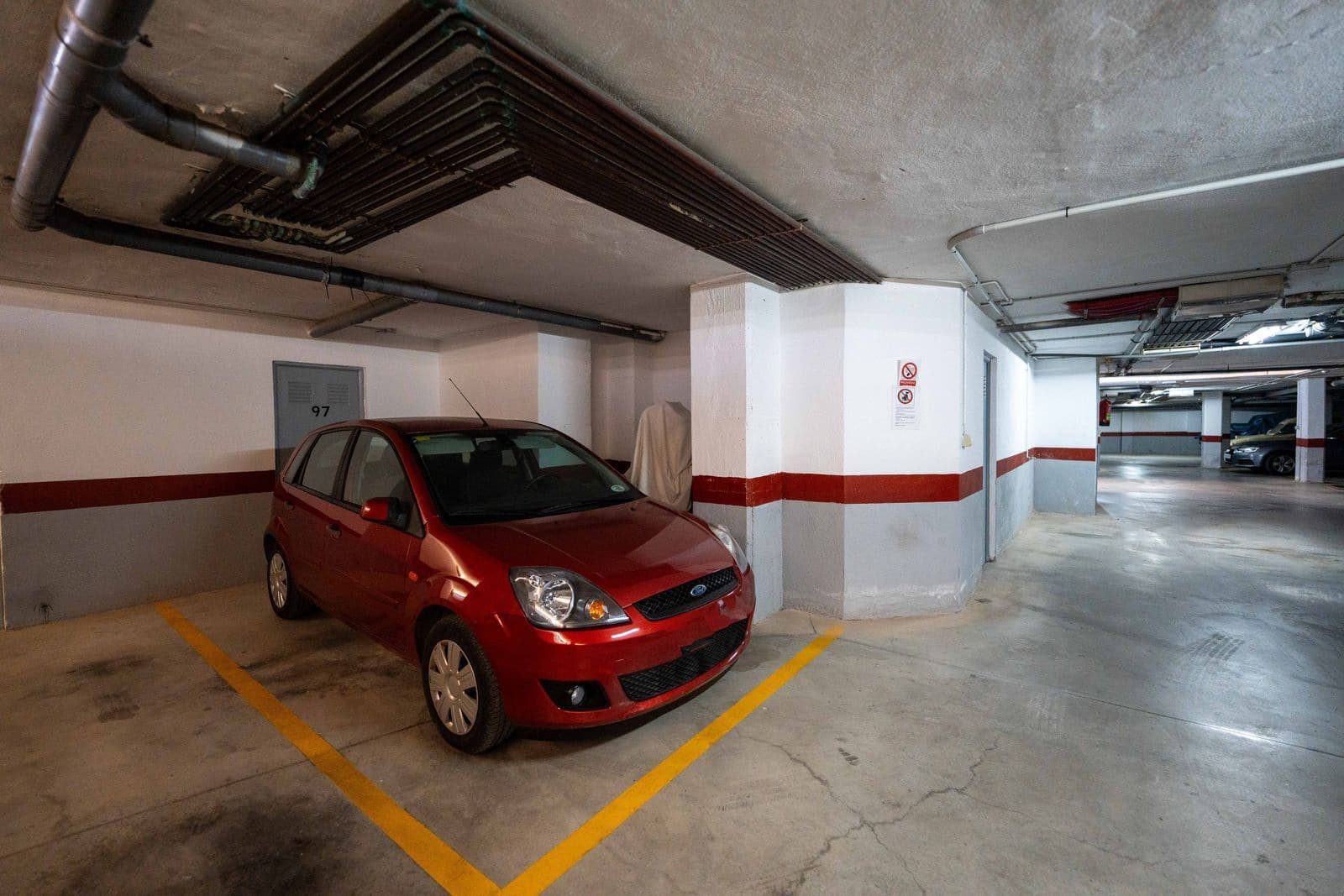 3 bedroom Apartment for sale in Estepona with pool garage - € 385,000 (Ref: 10173782)