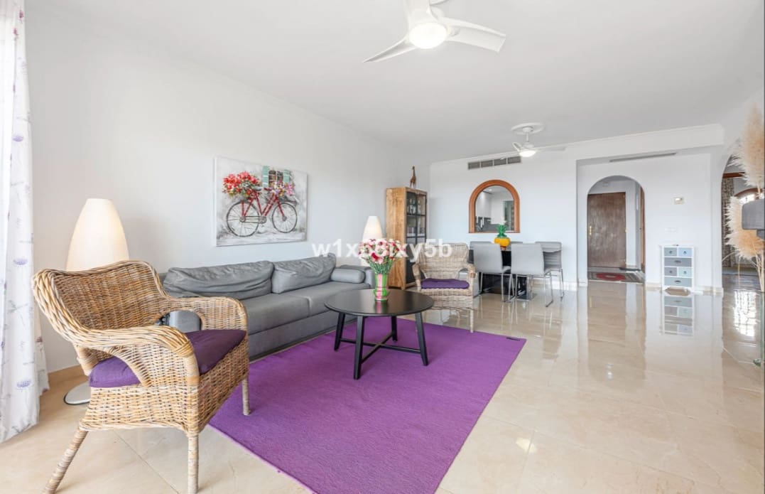 Apartamento de 2 habitaciones en Manilva en venta con piscina garaje - 399.000 € (Ref: 10173900)