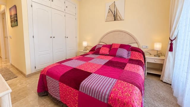 2 sovrum Lägenhet till salu i La Duquesa / Puerto de la Duquesa, Manilva med pool garage - 299 950 € (Ref: 10174489)