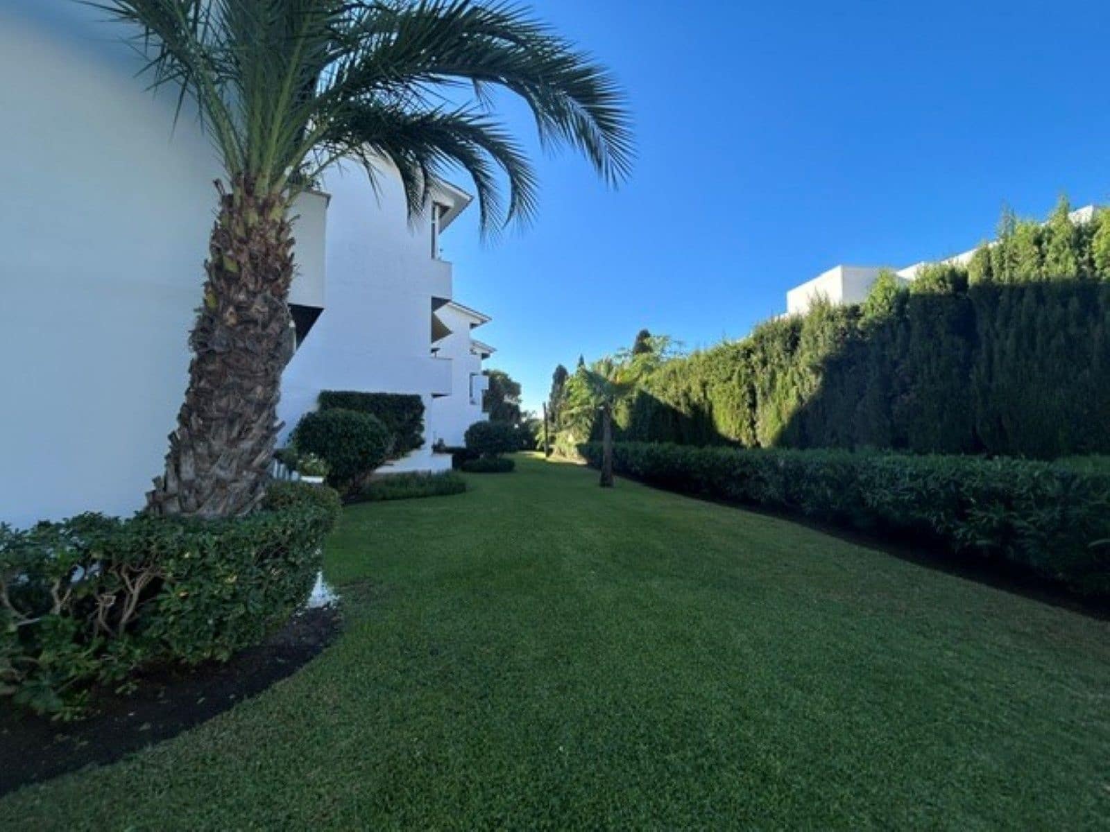 2 slaapkamer Appartement te koop in Atalaya-Isdabe met zwembad garage - € 350.000 (Ref: 10174504)