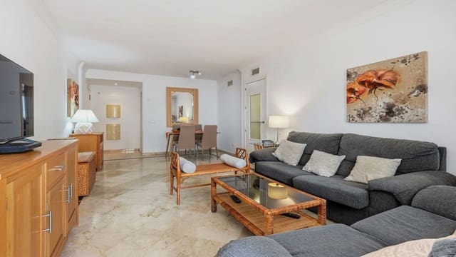2 bedroom Apartment for sale in La Duquesa / Puerto de la Duquesa, Manilva with pool garage - € 315,000 (Ref: 10174506)