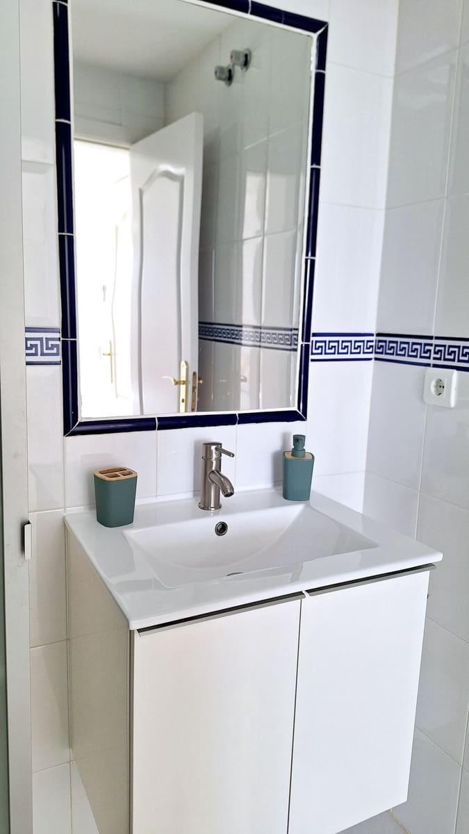 2 bedroom Penthouse for sale in Casares with pool garage - € 265,000 (Ref: 10174525)