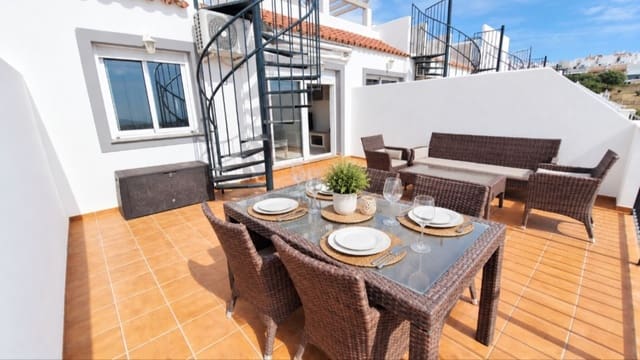 2 bedroom Penthouse for sale in Casares with pool garage - € 265,000 (Ref: 10174525)