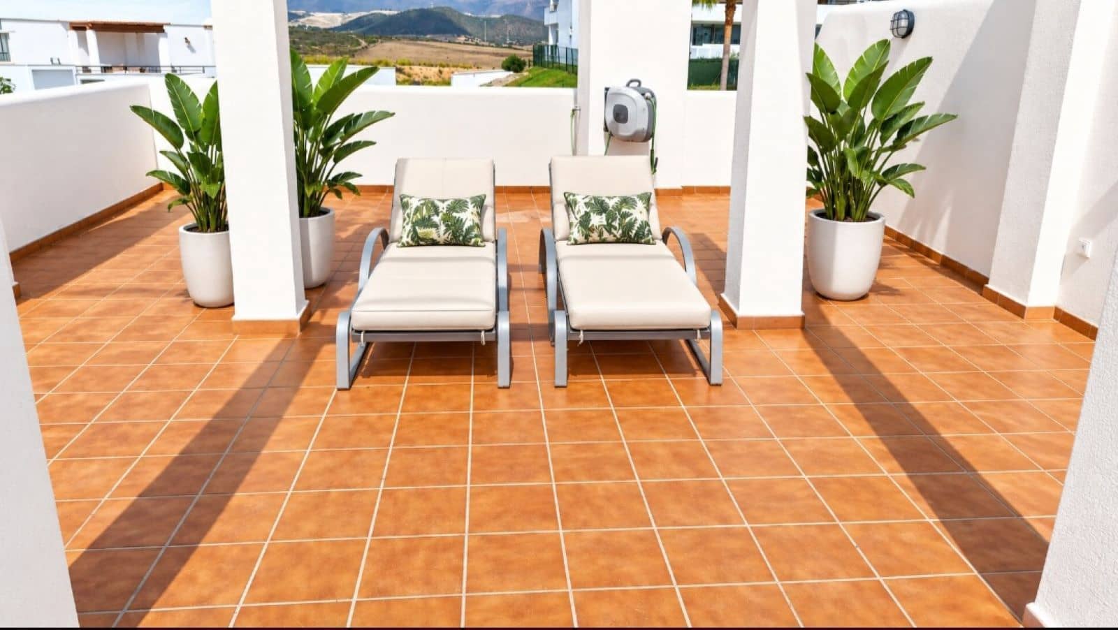 2 bedroom Penthouse for sale in Casares with pool garage - € 265,000 (Ref: 10174525)