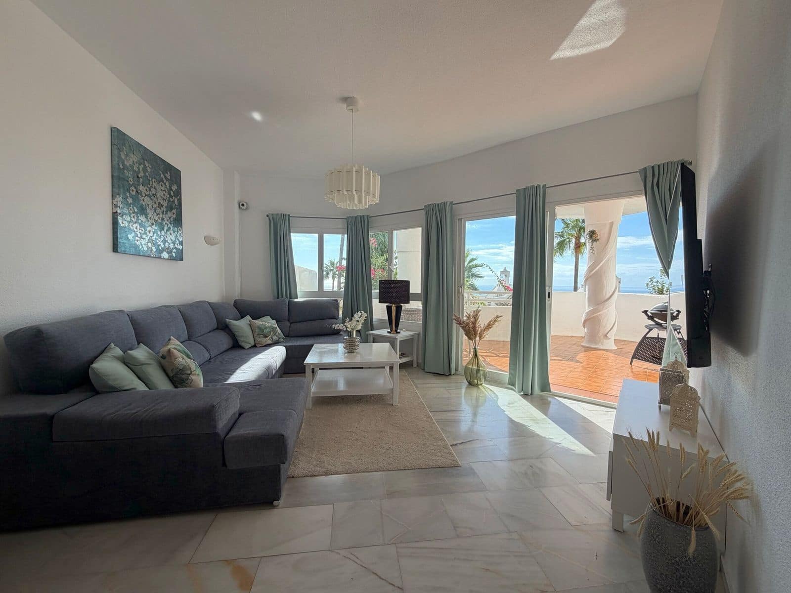 Apartamento de 2 habitaciones en Calahonda en venta con piscina - 285.000 € (Ref: 10174544)