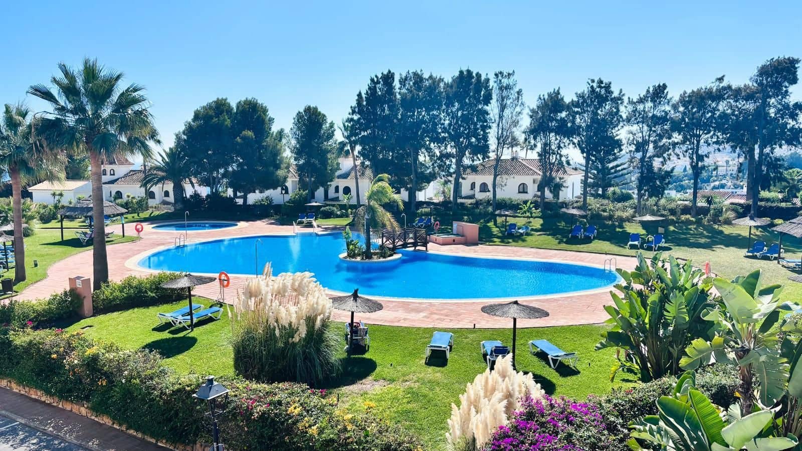 2 Zimmer Apartment zu verkaufen in La Duquesa / Puerto de la Duquesa mit Pool Garage - 299.995 € (Ref: 10174547)
