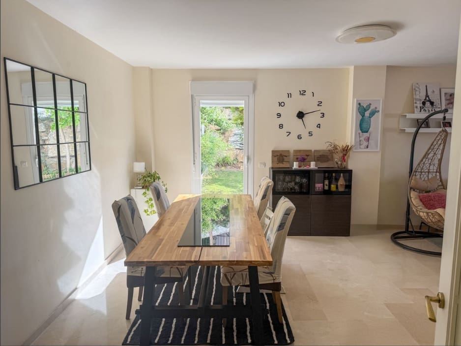 2 slaapkamer Appartement te koop in La Duquesa / Puerto de la Duquesa met garage - € 340.000 (Ref: 10179386)
