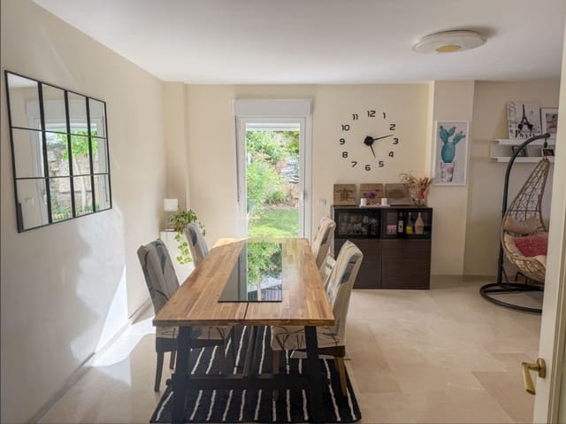 2 slaapkamer Appartement te koop in La Duquesa / Puerto de la Duquesa, Manilva met garage - € 340.000 (Ref: 10179386)