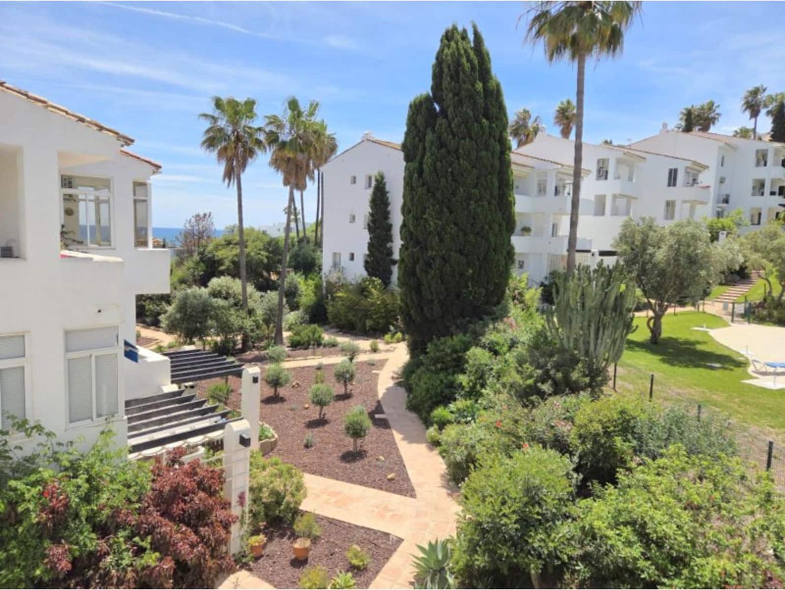 Apartamento de 3 habitaciones en La Duquesa / Puerto de la Duquesa en venta con piscina - 315.000 € (Ref: 10179394)