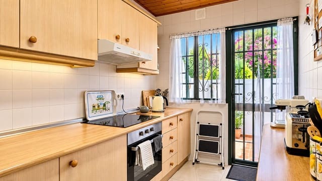 3 sypialnia Dom na sprzedaż w Casares z basenem - 450 000 € (Ref: 10180504)