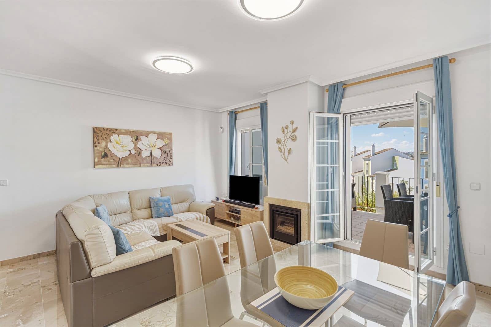 Casa de 3 habitaciones en Casares en venta con piscina garaje - 295.000 € (Ref: 10180512)