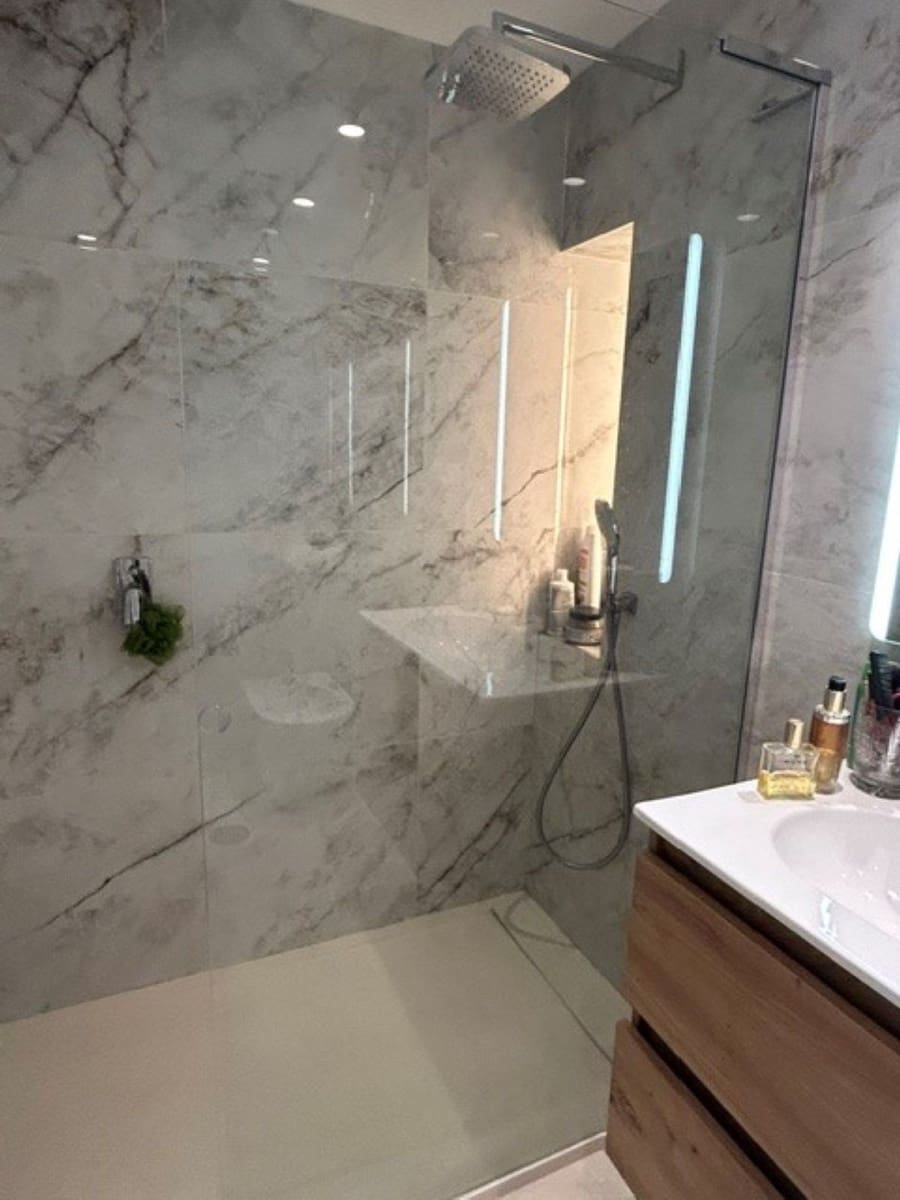 Apartamento de 2 habitaciones en Atalaya-Isdabe en venta con piscina garaje - 350.000 € (Ref: 10180542)