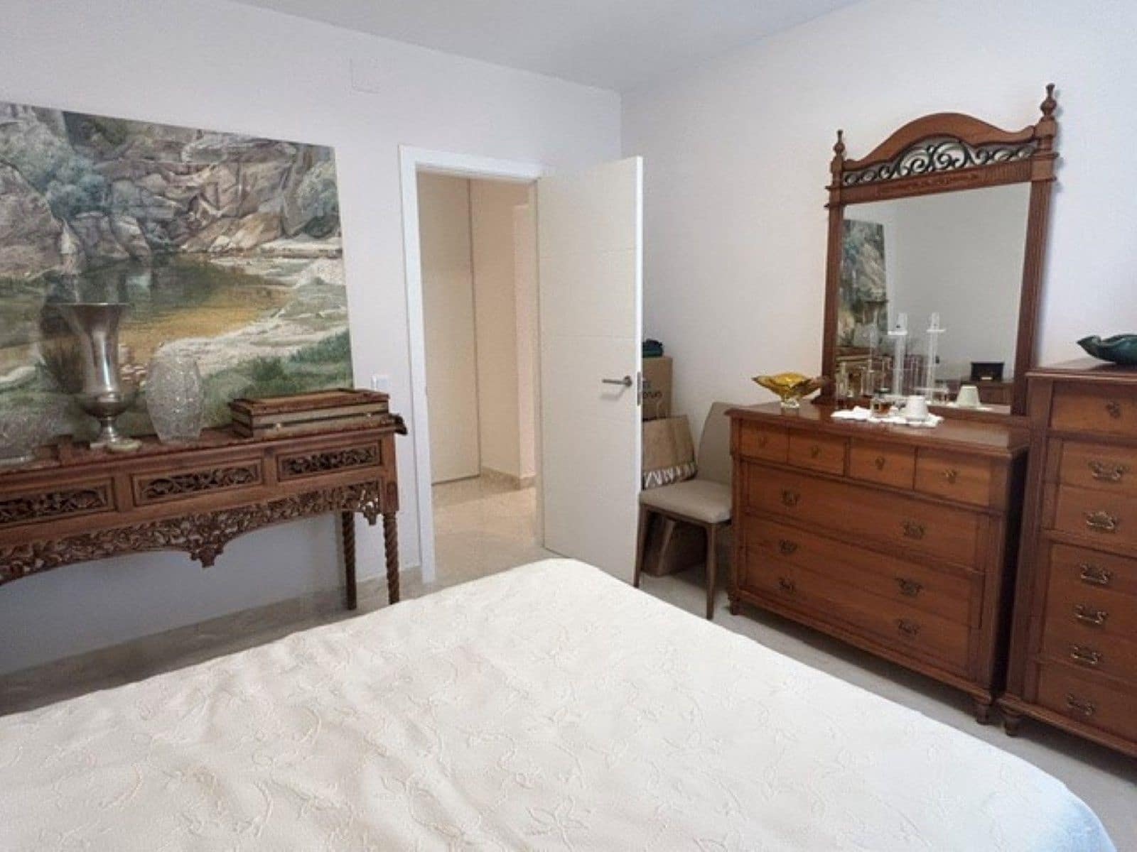 Apartamento de 2 habitaciones en Atalaya-Isdabe en venta con piscina garaje - 350.000 € (Ref: 10180542)