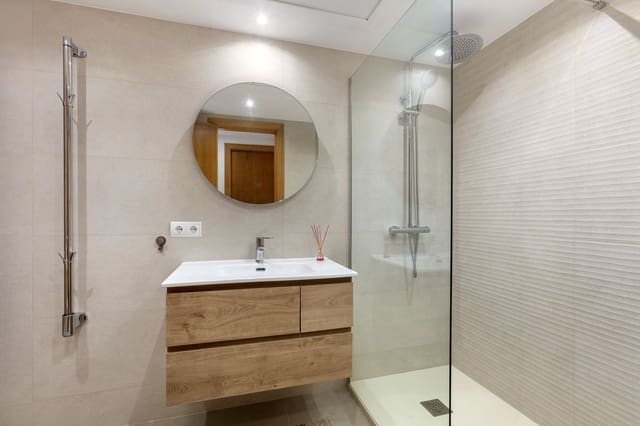 2 soveværelse Lejlighed til salg i Selwo, Estepona med swimmingpool garage - € 375.000 (Ref: 10180551)
