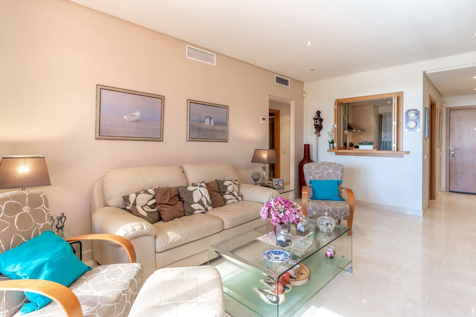 2 soverom Leilighet til salgs i New Golden Mile med svømmebasseng garasje - € 420 000 (Ref: 10180554)