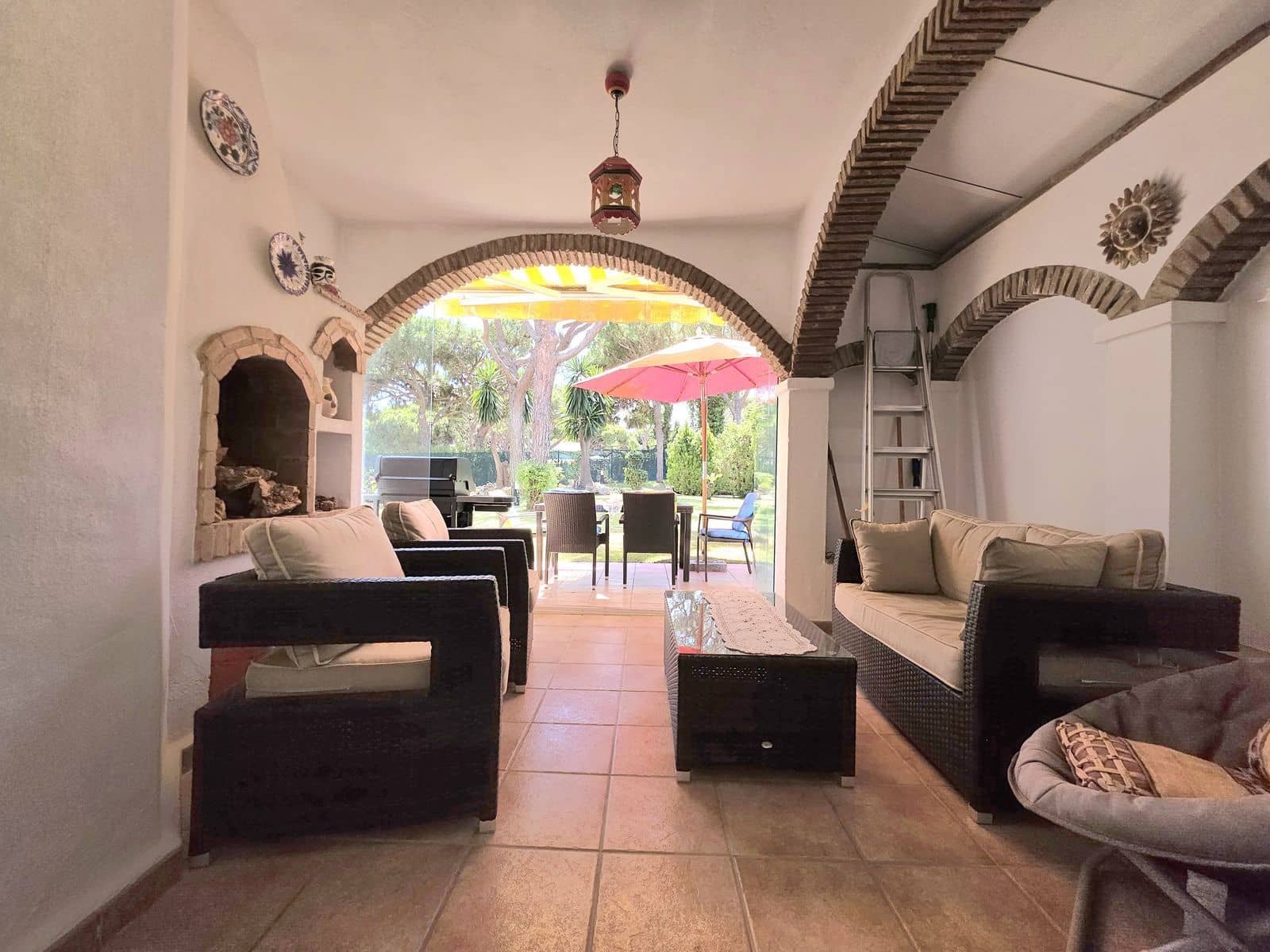 Casa de 3 habitaciones en Calahonda en venta con piscina - 464.000 € (Ref: 10180559)
