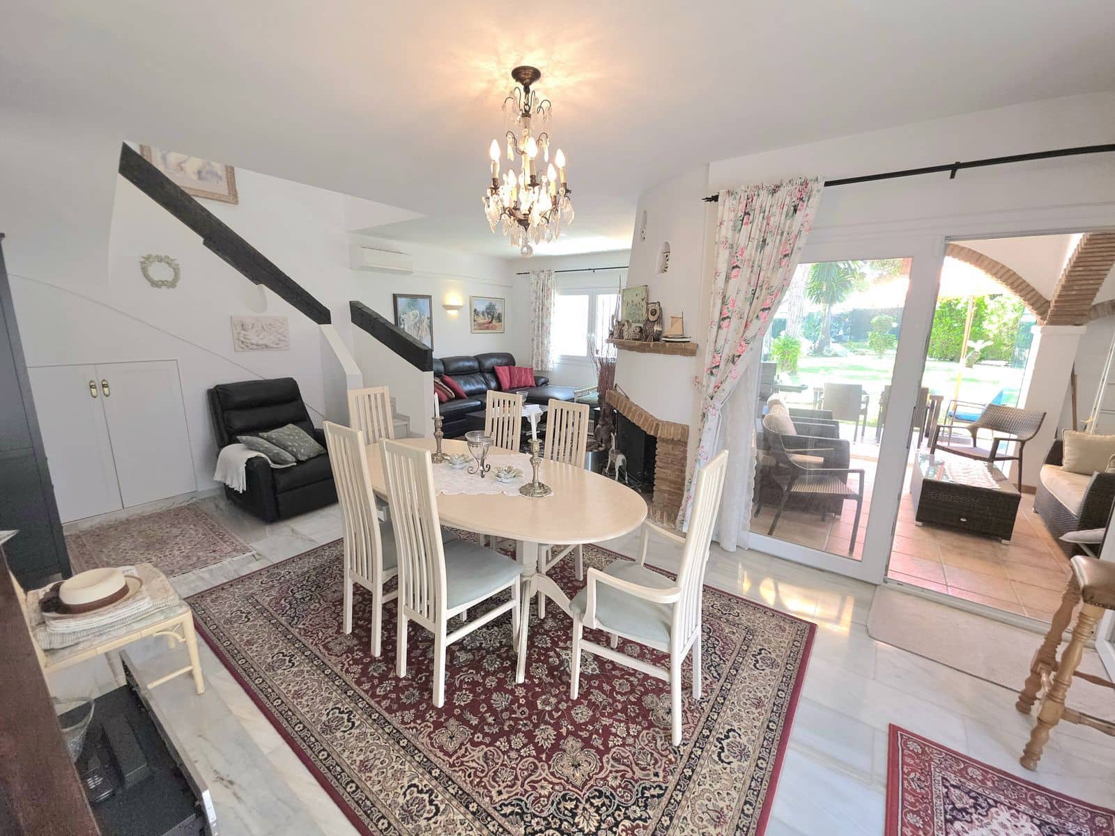 Casa de 3 habitaciones en Calahonda en venta con piscina - 464.000 € (Ref: 10180559)