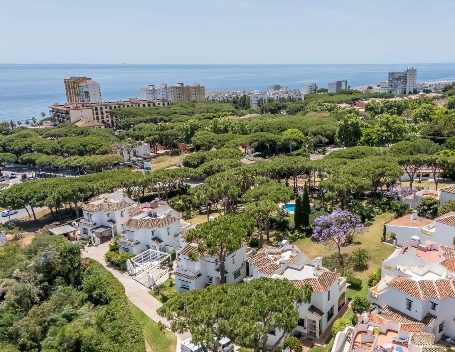 Casa de 3 habitaciones en Calahonda en venta con piscina - 464.000 € (Ref: 10180559)