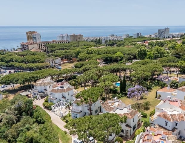 Casa de 3 habitaciones en Calahonda, Mijas en venta con piscina - 464.000 € (Ref: 10180559)