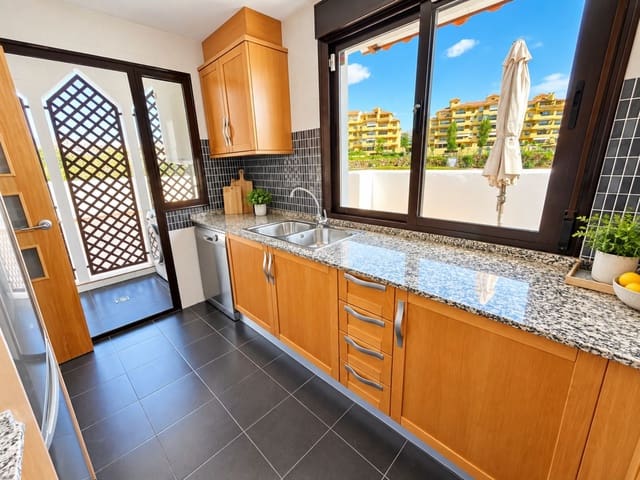 3 soverom Leilighet til salgs i New Golden Mile, Estepona med svømmebasseng garasje - € 489 000 (Ref: 10180566)
