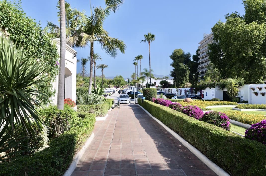 3 camera da letto Appartamento da affittare in Estepona con piscina - 2.800 € (Rif: 10182849)